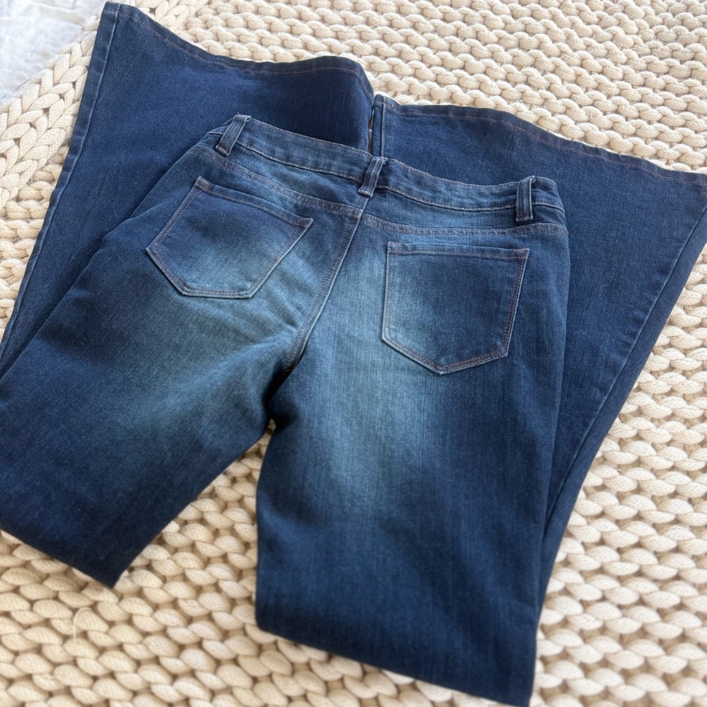 REVOLT bootleg jeans - Picture 3 of 4